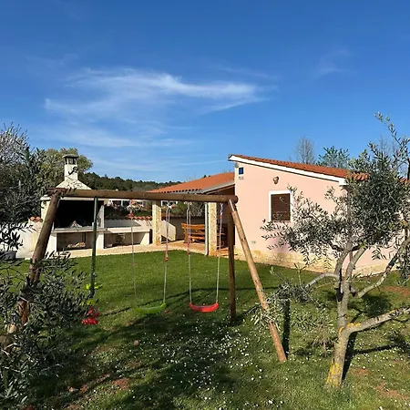 Kuca Renata Holiday home Pula